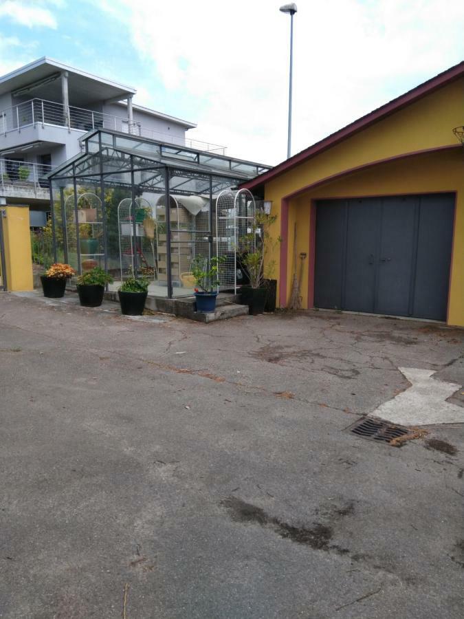 瑞士波尔佐伊住宿加早餐旅馆 Vully-les-Lacs 外观 照片